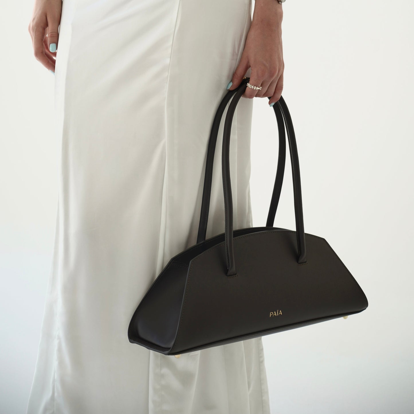 Almond Bag | Black
