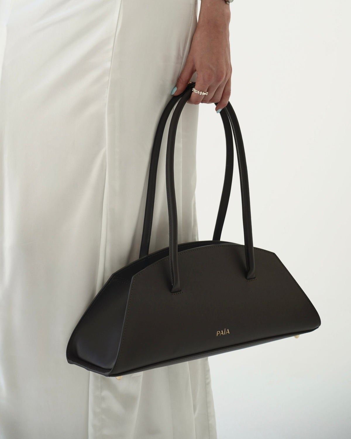 Almond Bag | Black